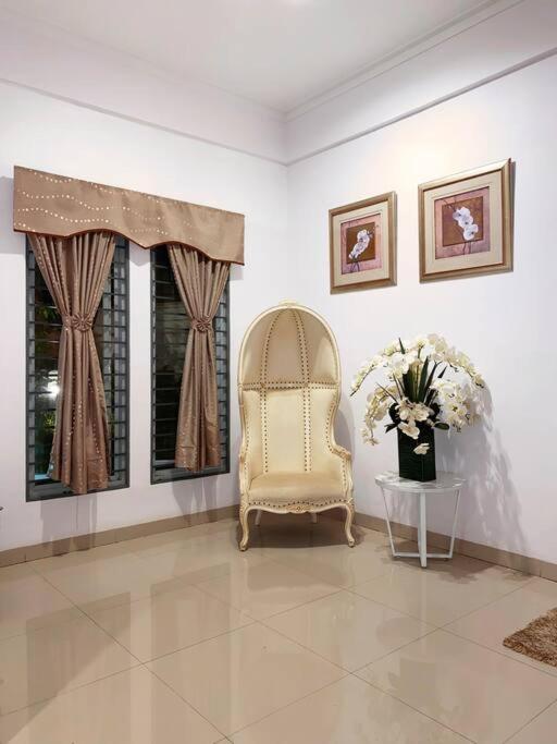 Garden Villa By Villapedia Bogor Exterior foto